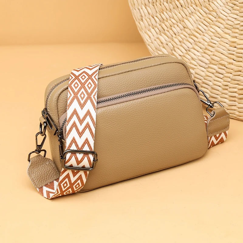 Sac Maë  – Cuir de vache grainé & Sangle géométrique