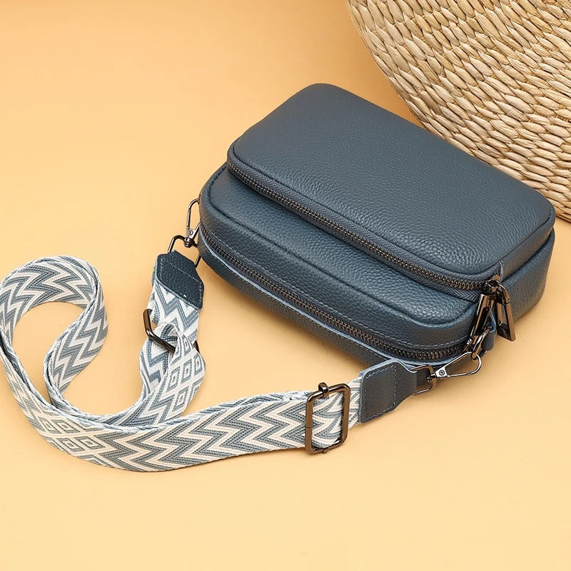 Sac Maë  – Cuir de vache grainé & Sangle géométrique